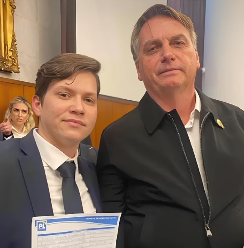 Jair Bolsonaro fala mãe de Karol Eller influenciadora que tirou a