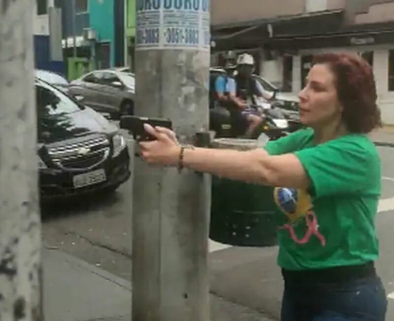 Zambelli Revela Que Tem Medo De Acordar Com A Pf Batendo Na Sua Porta