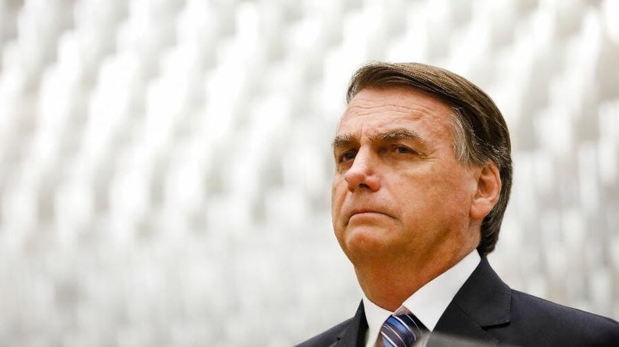 Senador Pede Investigação Contra Bolsonaro Por Terceiro Conjunto De Joias Recebido Da Arábia Saudita