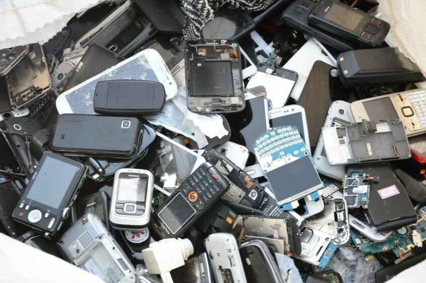 Brasil É Um Dos Maiores Produtores De Lixo Eletrônico No Mundo