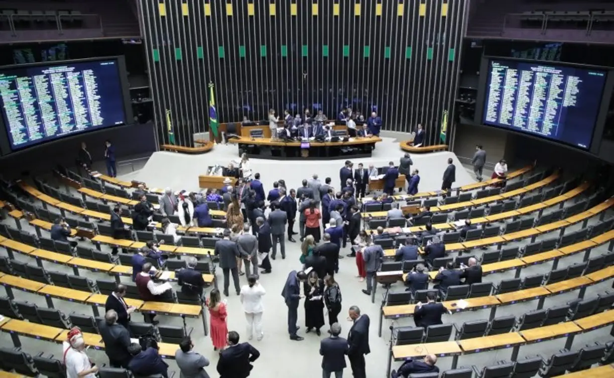 Regras Para Suspensão Do Mandato De Deputados São Alteradas Pela Câmara