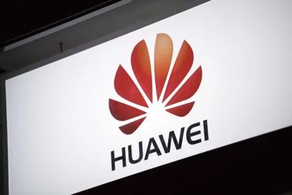 Huawei Pode Lançar Modelo Em Breve (Imagem: Cineberg/Shutterstock)