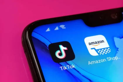 Será Que A Amazon Vai Comprar O Tiktok? (Imagem: Ascannio/Shutterstock)