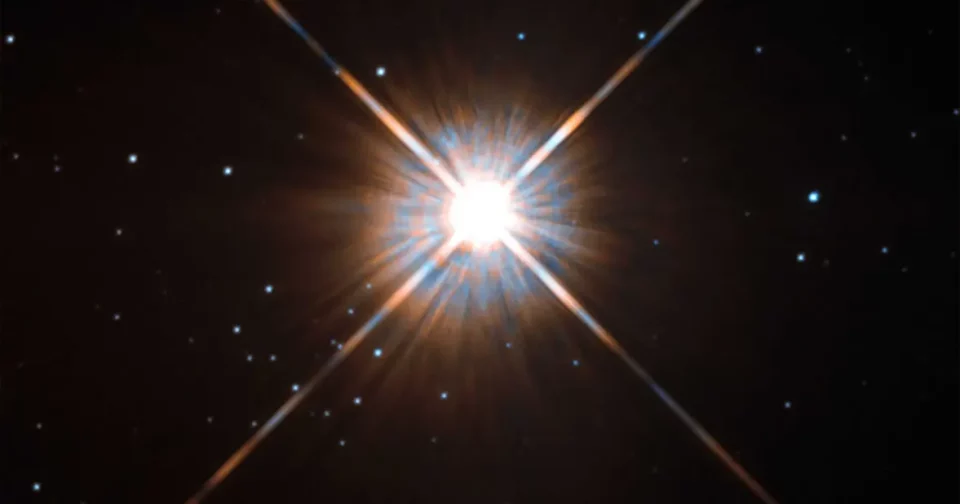 Proxima Centauri, A Estrela Mais Próxima Do Sol. Crédito: Esa / Hubble E Nasa