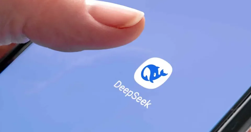 Openai Acusa Deepseek De Usar Dados Obtidos De Forma Ilegal (Imagem: Chitaika/Shutterstock)