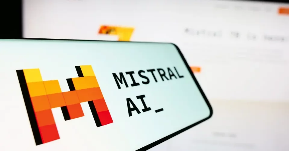 Mistral Ai É Uma Das Empresas Que Estão Na Mira (Imagem: T. Schneider/Shutterstock)