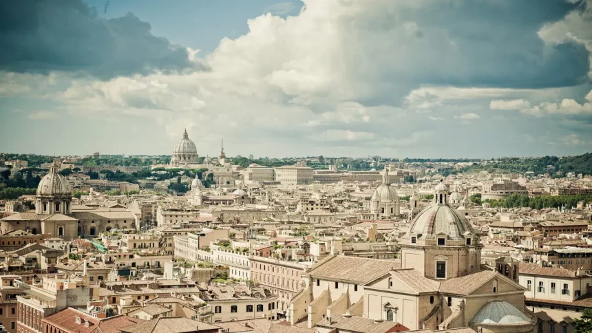 Vista Aérea De Roma (Imagem: Shaun Jeffers/Shutterstock)