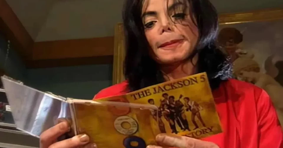 O Documentário Living With Michael Jackson (2003) Hoje Não Está Mais Disponível Nas Plataformas De Streaming (Imagem: Reprodução/Youtube)